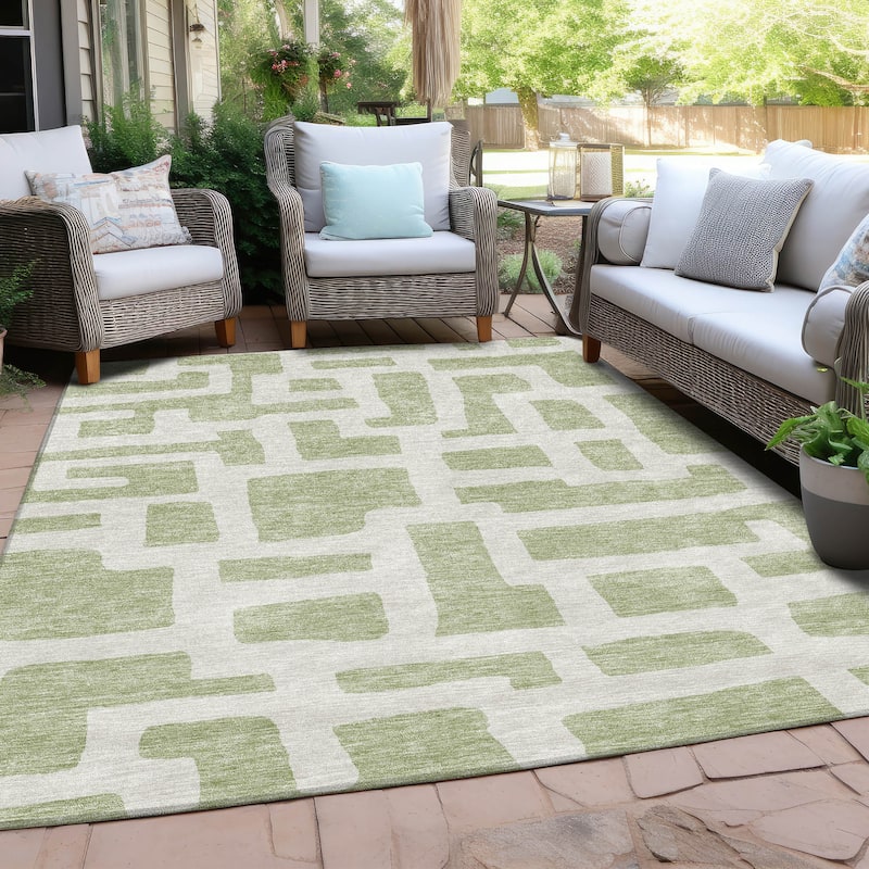 Machine Washable Indoor/ Outdoor Chantille Contemporary Geo Rug - Aloe - 10' x 14'