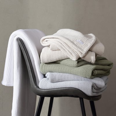 Calvin Klein Honeycomb Cotton Solid Reversible Blanket