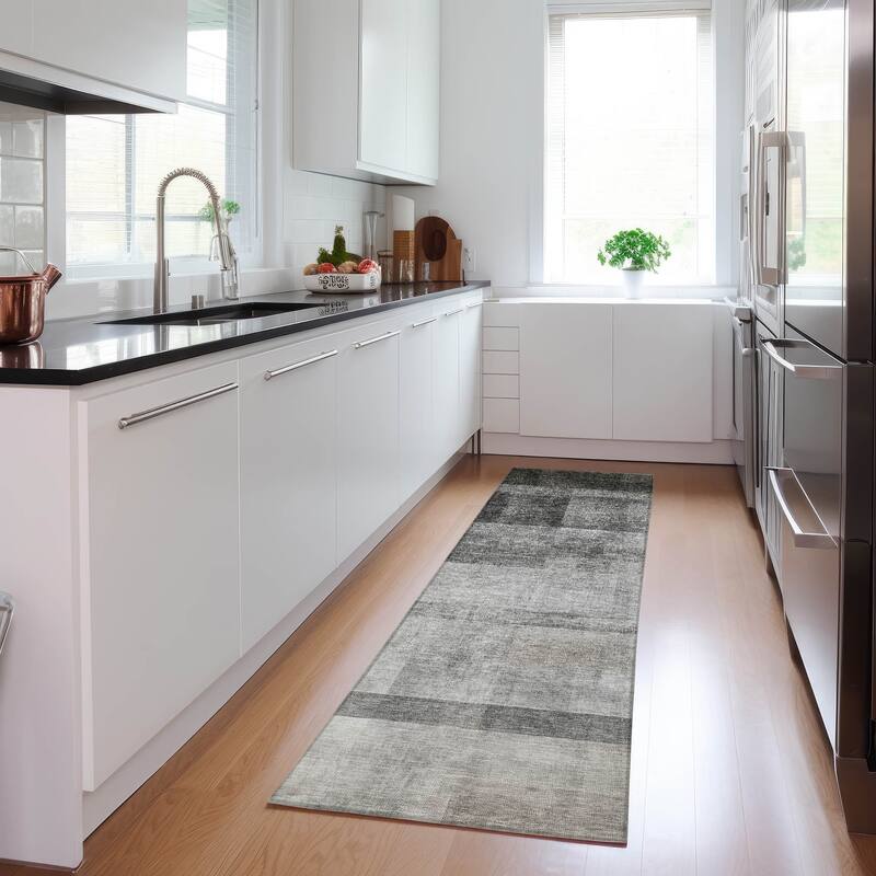 Machine Washable Indoor/ Outdoor Modern Abstract Chantille Rug