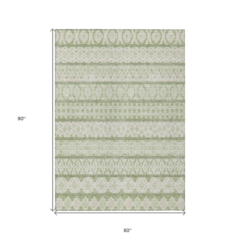 HomeRoots Quatrefoil Transitional Rectangle Outdoor Rug