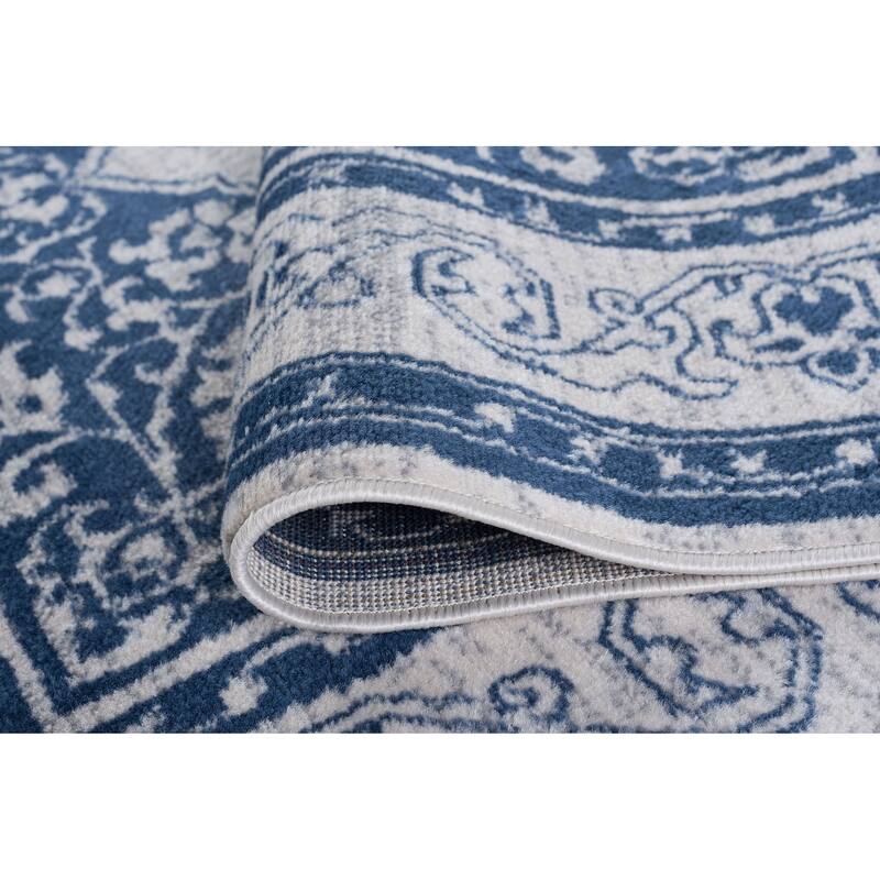Carrington Traditional Oriental Indoor Area Rug