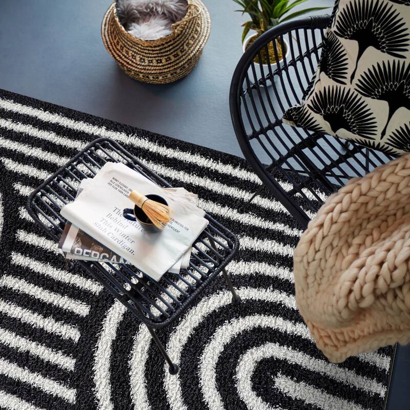 Abstract Arch Shag Rug - Medium Pile, Durable & Easy to Clean - Anthracite Dark Gray