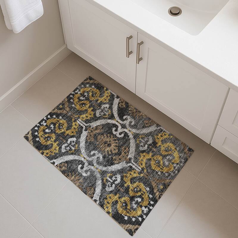 Machine Washable Indoor/ Outdoor Global Empire Chantille Rug