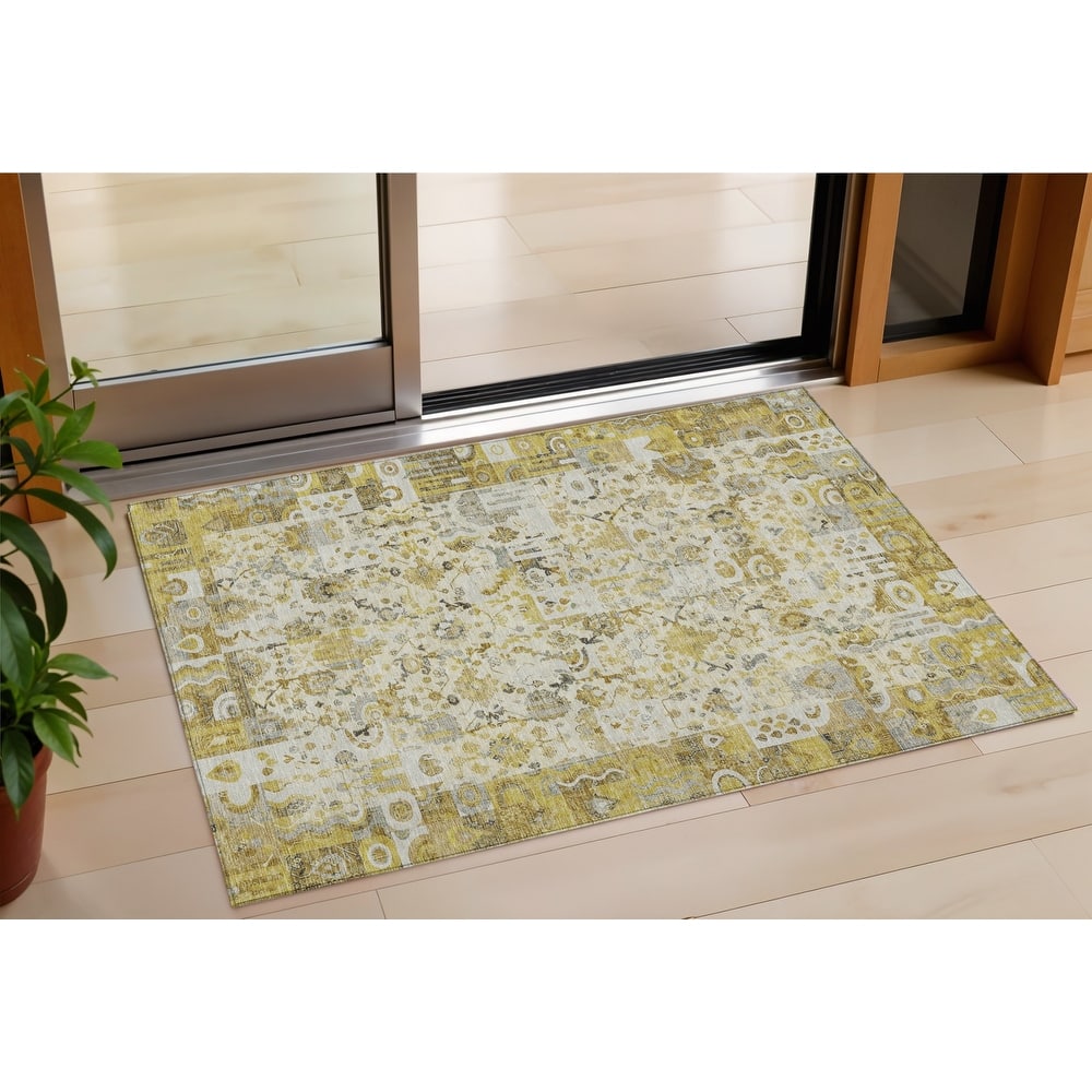 HomeRoots Patchwork Traditional Rectangle Outdoor Rug