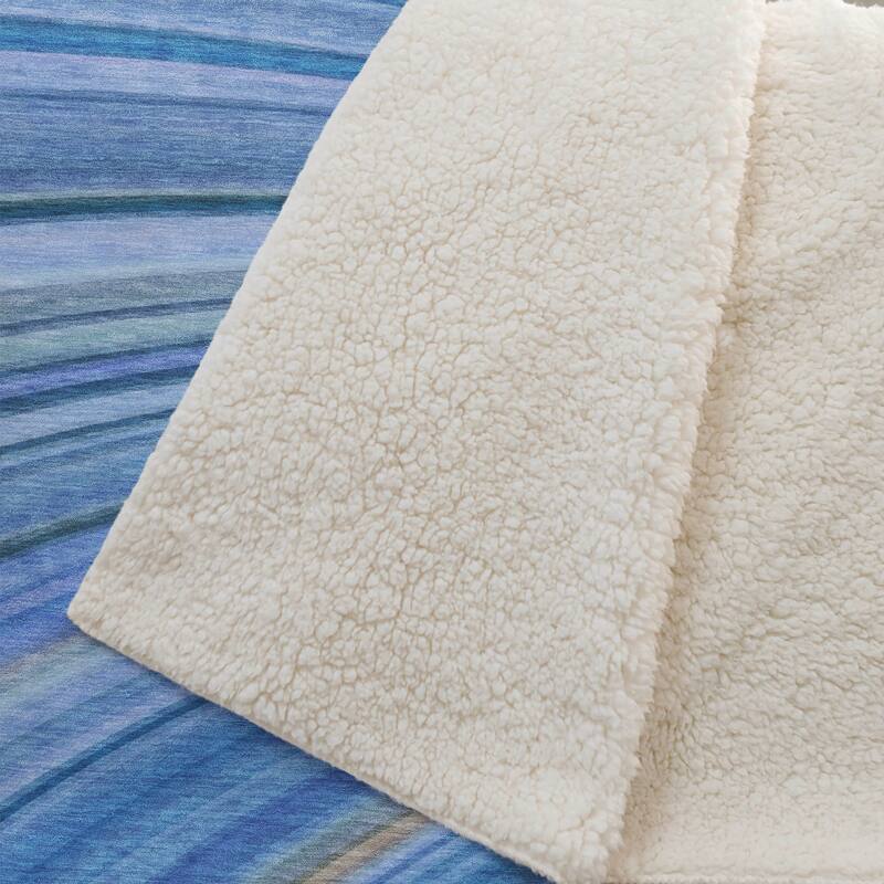 Premium Machine Washable Contemporary Stripe Sherpa Throw Blanket