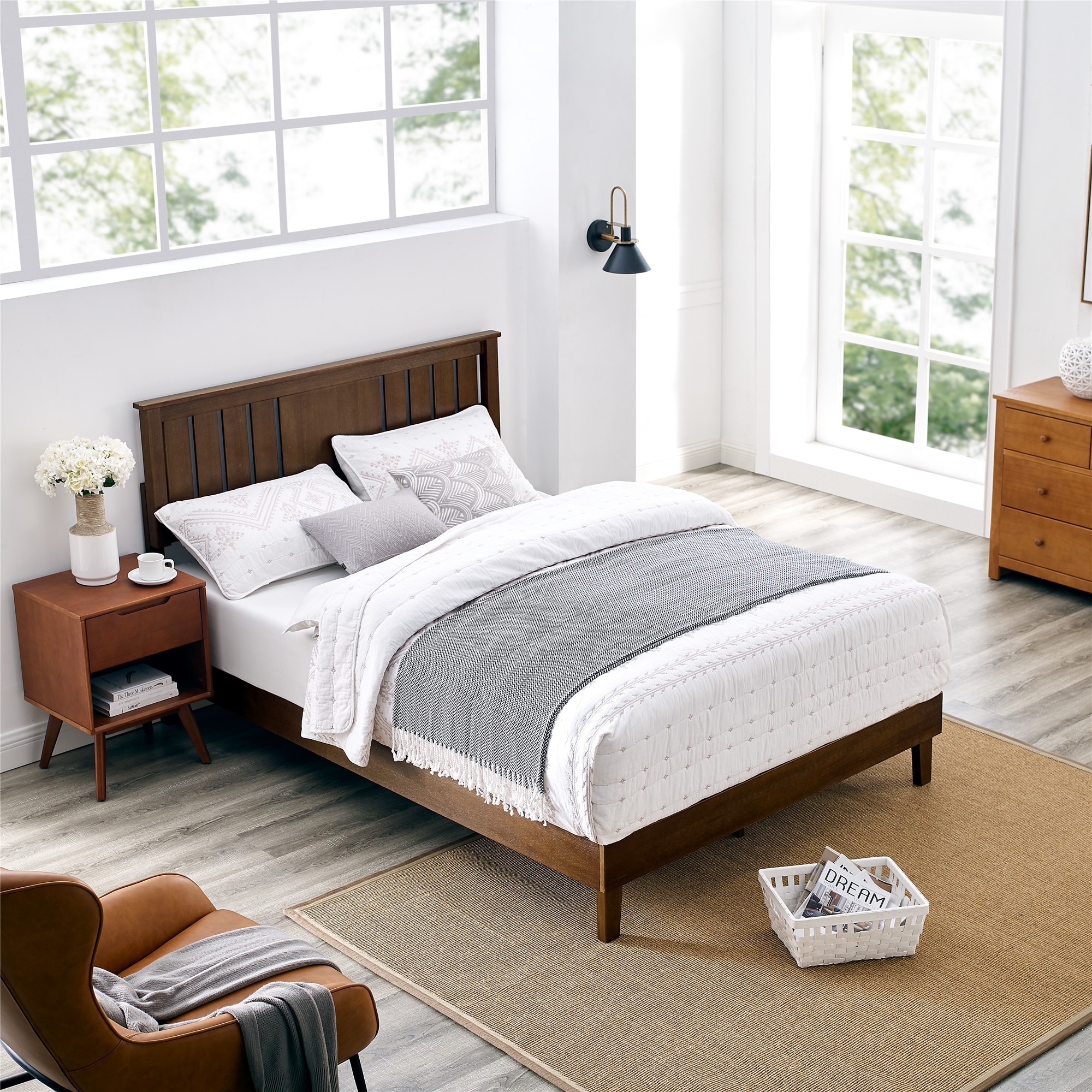 Zinus 12 inch deluxe top wood platform bed