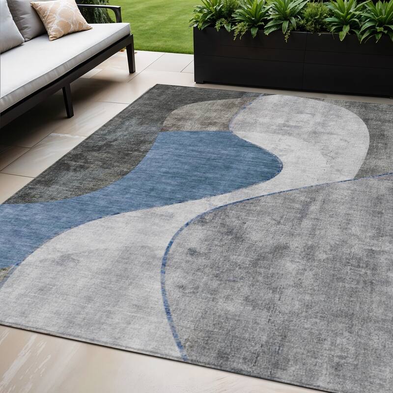 HomeRoots Abstract Transitional Rectangle Outdoor Rug - 3' x 5'
