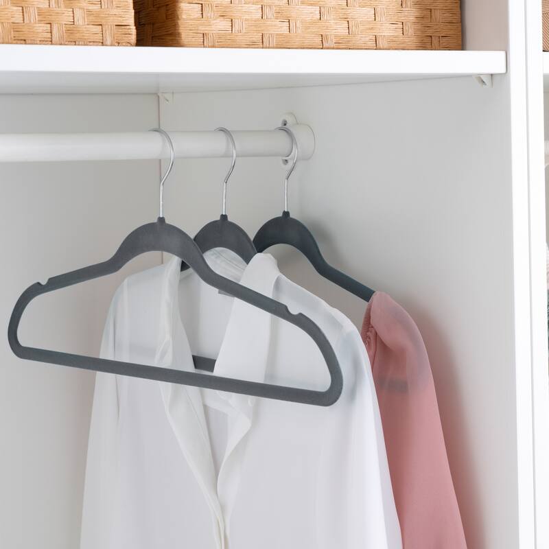Simplify 25 Pack Slim Velvet Suit Hangers in Grey - 9"x 17.70" x 0.16"