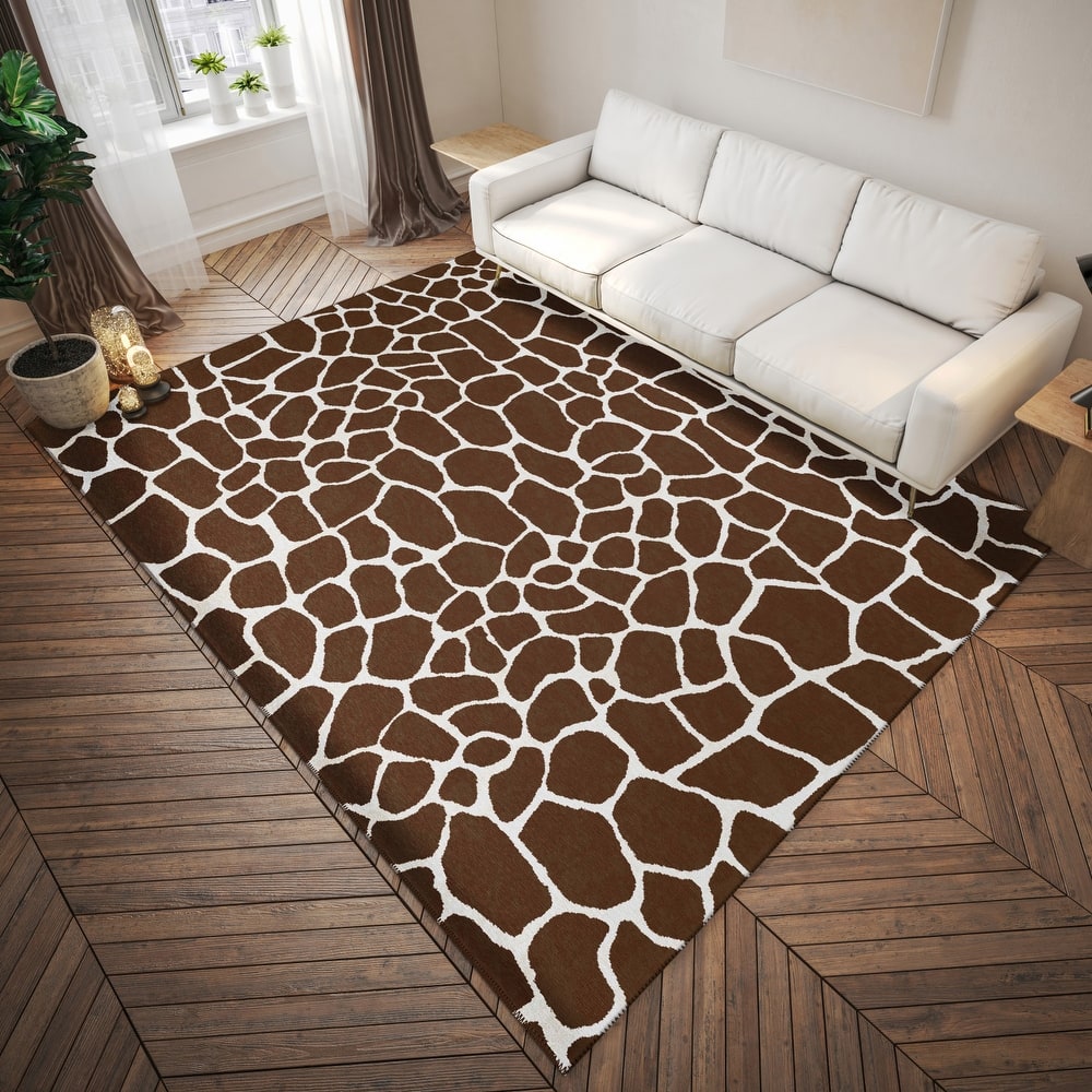Addison Safari Giraffe Animal Print Area Rug