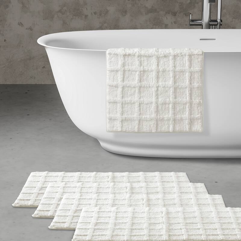 J. Queen New York Cameron Tufted Bath Rug