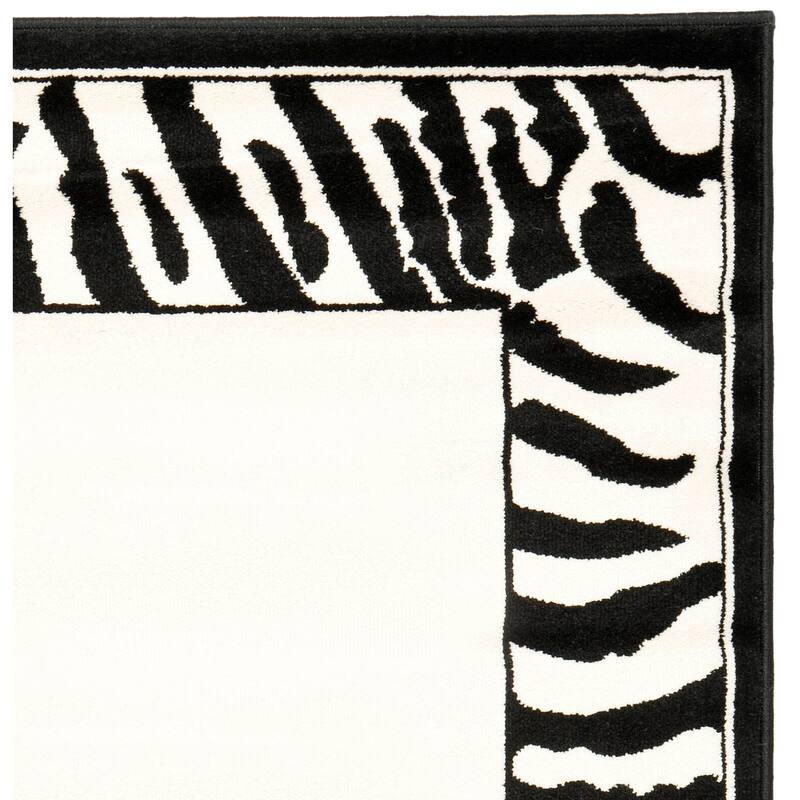 SAFAVIEH Lyndhurst Siegtraud Traditional Oriental Rug