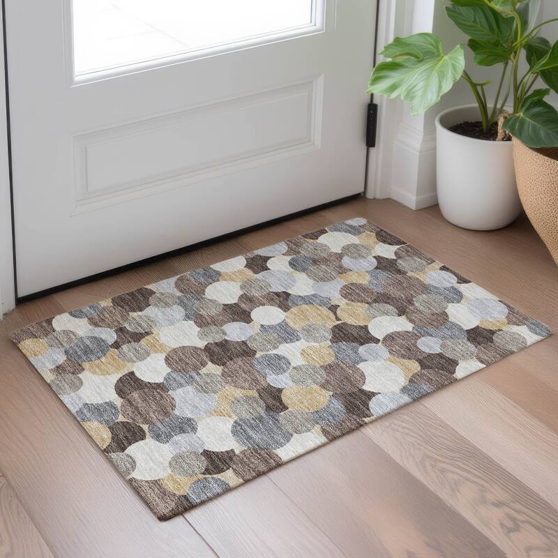 Machine Washable Indoor/ Outdoor Mucho Bubbles Chantille Rug