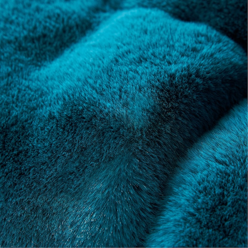 Chunky Bunny Yoga - Coma Inducer® Oversized Comforter