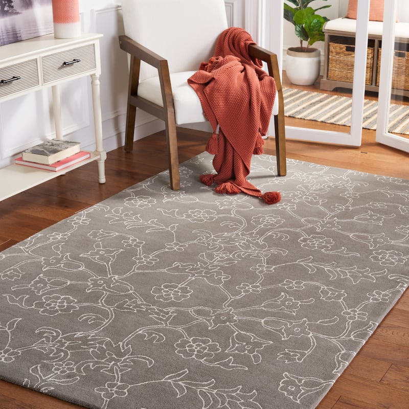 SAFAVIEH Handmade Fifth Avenue Timmie Floral New Zealand Wool - 5' x 8' - Dark Grey/Ivory