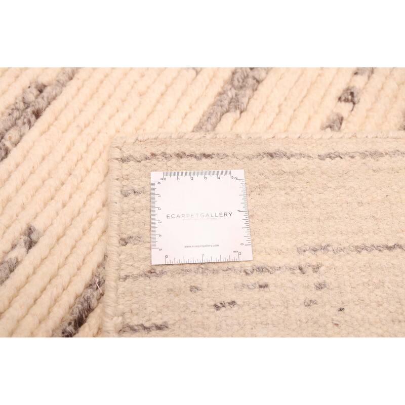 ECARPETGALLERY Hand-knotted Tangier Cream Wool Rug - 5'3 x 7'7