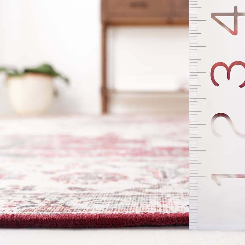 SAFAVIEH, Tucson Machine Washable Slip Resistant Queenie Oriental Medallion