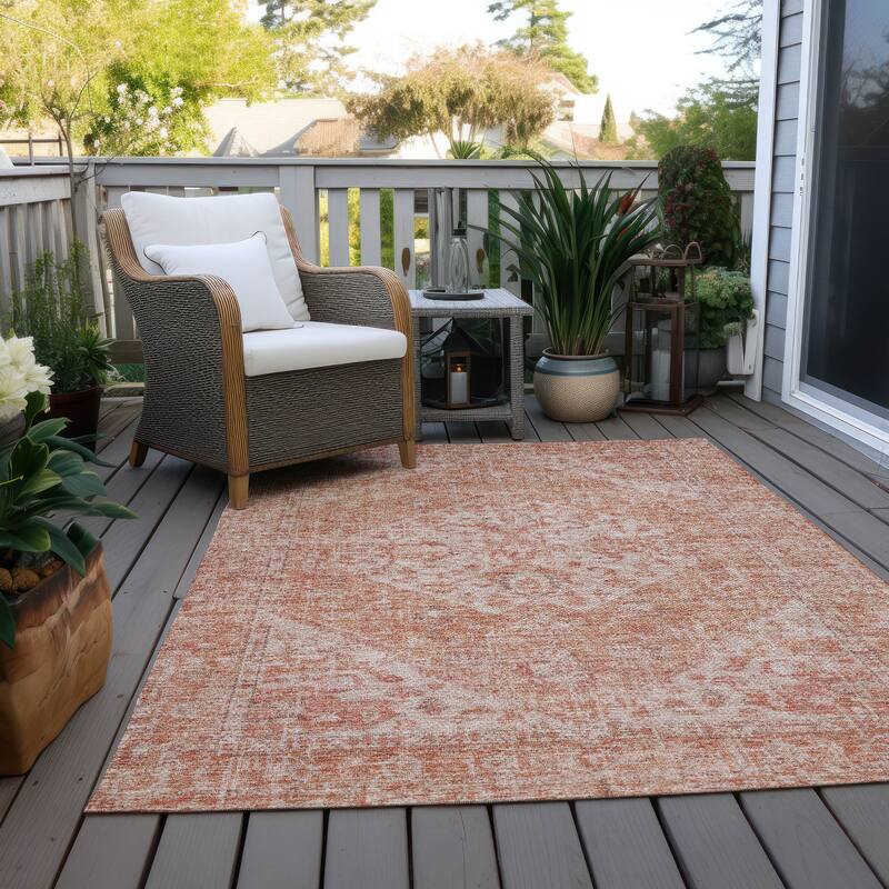 Machine Washable Indoor/ Outdoor Vintage Traditional Chantille Rug