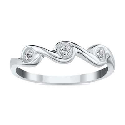 Marquee 3 Stone Diamond Wave Band in 10k White Gold