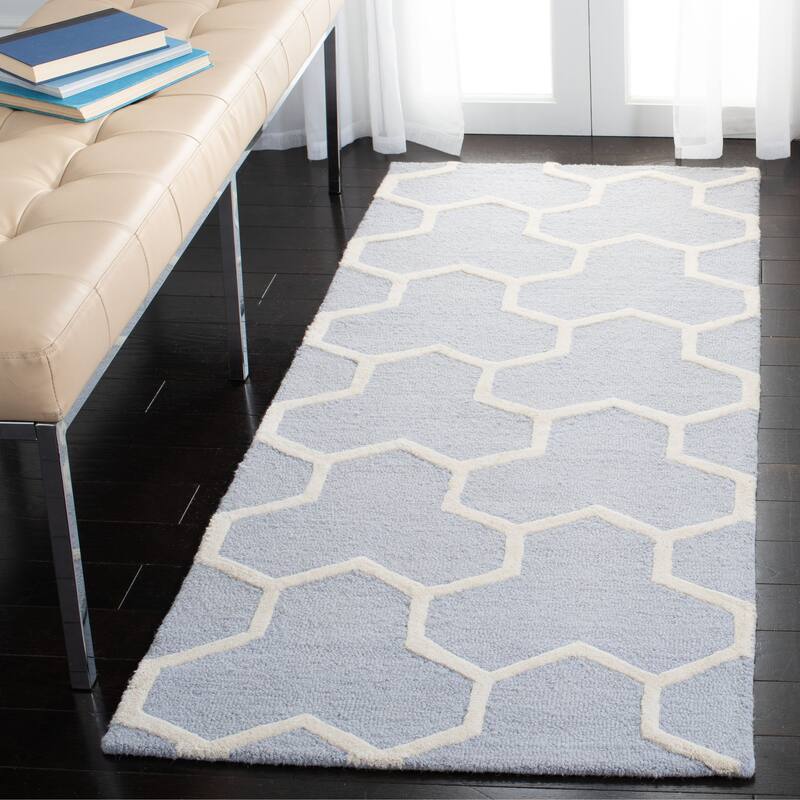 SAFAVIEH Handmade Cambridge Nevila Modern Moroccan Wool Rug - 2'6" x 6' Runner - Light Blue/Ivory