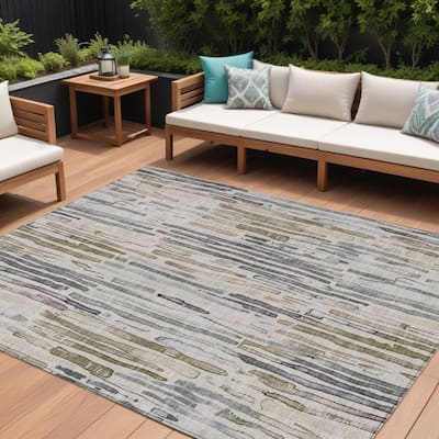 HomeRoots Striped Modern Rectangle Outdoor Rug