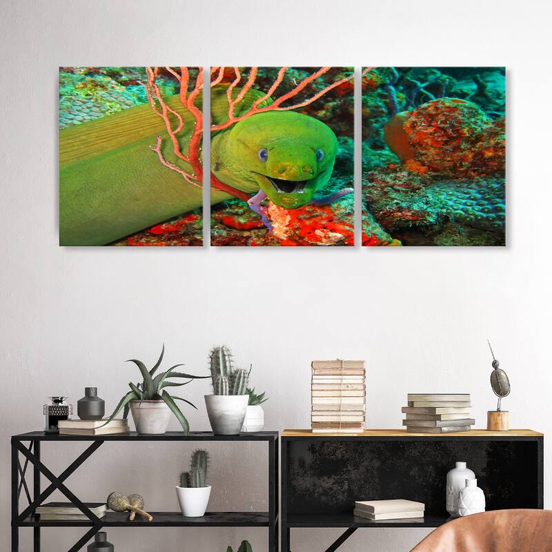 Chris Doherty 'Eel' Canvas Art 3-piece Set