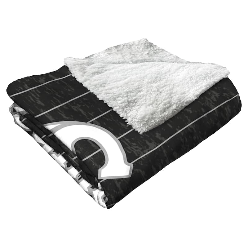 MLB City Connect Chicago White Sox Silk Touch Sherpa Throw