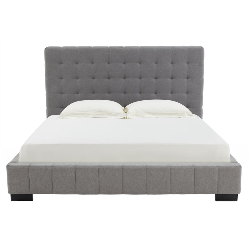 SAFAVIEH Couture Heini Tufted Bed