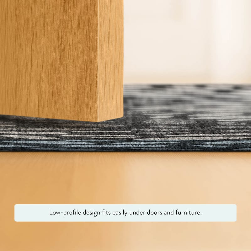 Machine Washable Indoor/ Outdoor Modern Genoa Chantille Rug