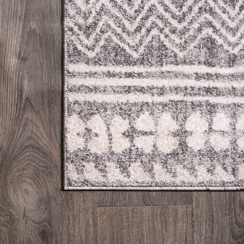 JONATHAN Y Idris Tribal Geometric Stripe Area Rug
