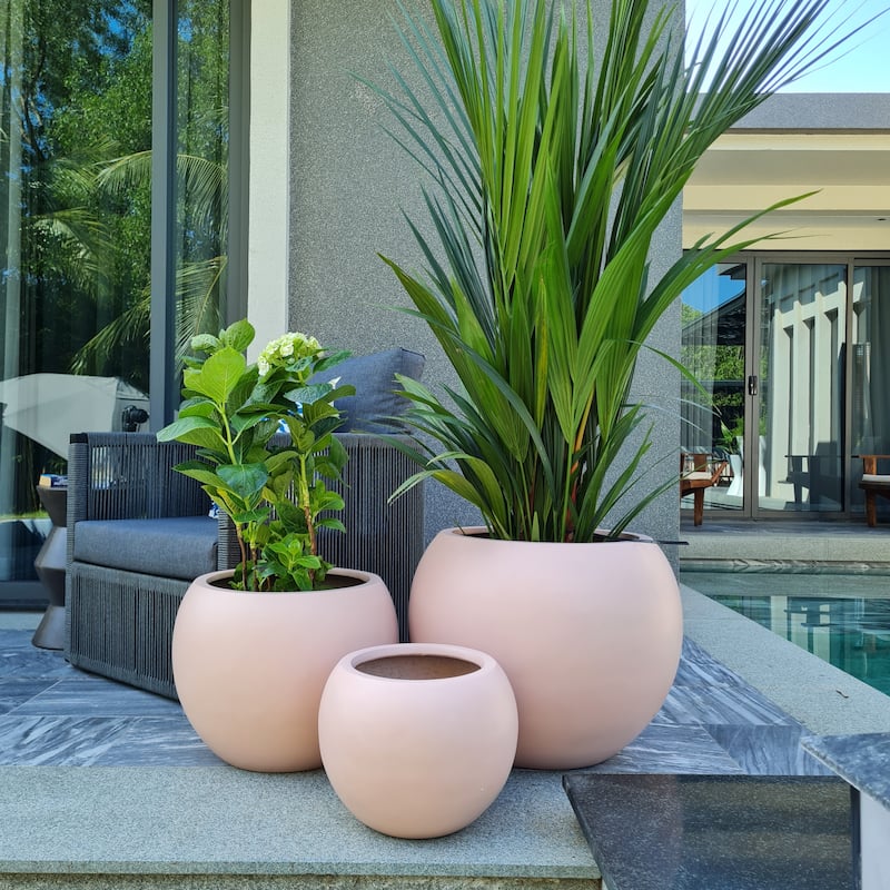DreamPatio Riverside Fiberstone Composite Ball Planter for Indoor/Outdoor - Smooth Automotive 2K Coating