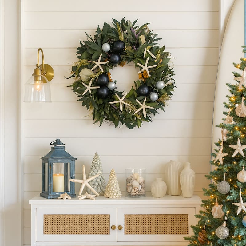 20" Coastal Holiday Preserved Floral & Starfish Mixed Wreath