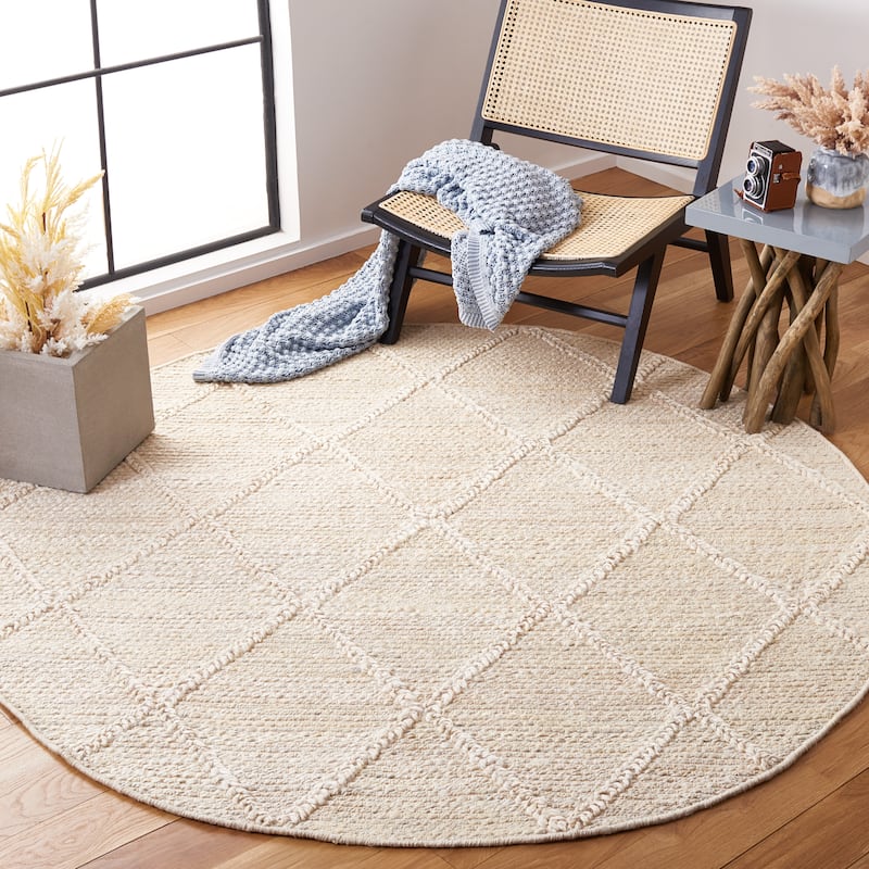 SAFAVIEH Handmade Natural Fiber Adalyn Jute Rug - 6' Round - Natural
