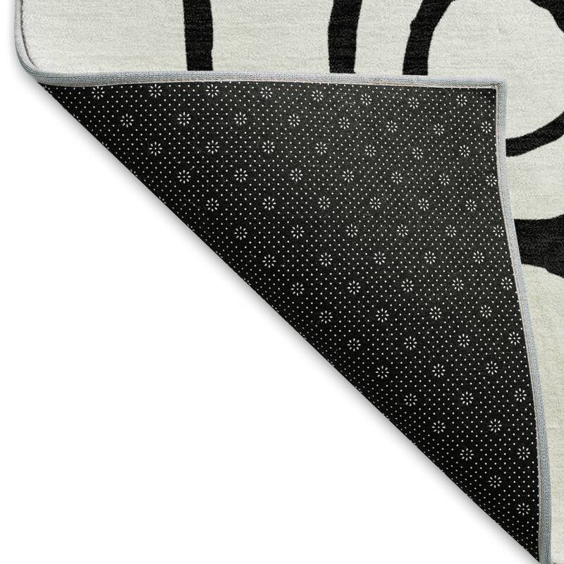 Machine Washable Indoor/ Outdoor Modern Vibe Chantille Rug