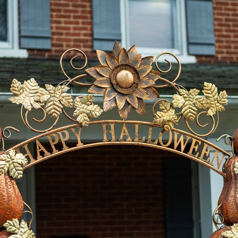 Large 'Happy Halloween' Arch with Pumpkins and Skulls