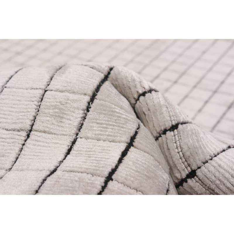 ECARPETGALLERY Hand Loomed Elysian Grey Viscose Rug - 6'8 x 9'5