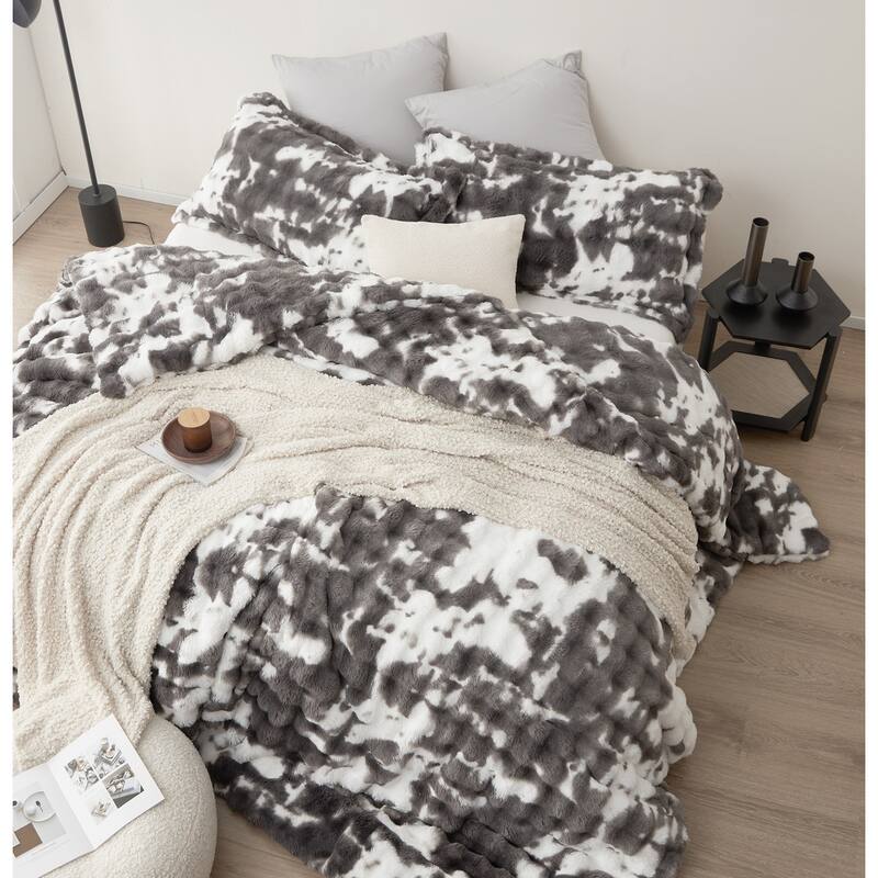 Chunky Bunny Spotty - Coma Inducer® Oversized Comforter Set