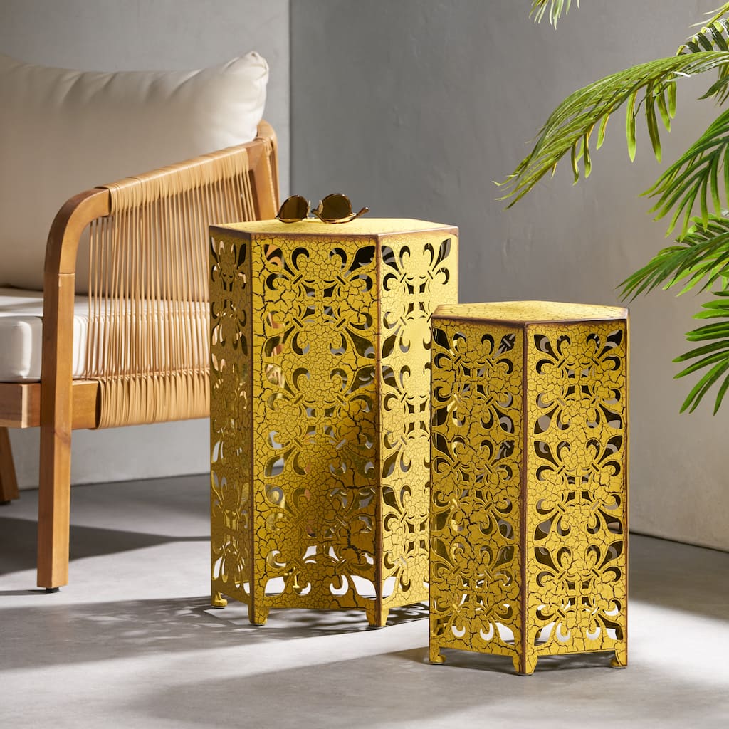 Roomfitters Accent Side Table, Vintage Style Ornamental Metal End Table for Indoor or Outdoor Décor