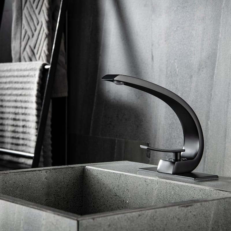 Single Handle Vessel Bathroom Faucet in Matte Black