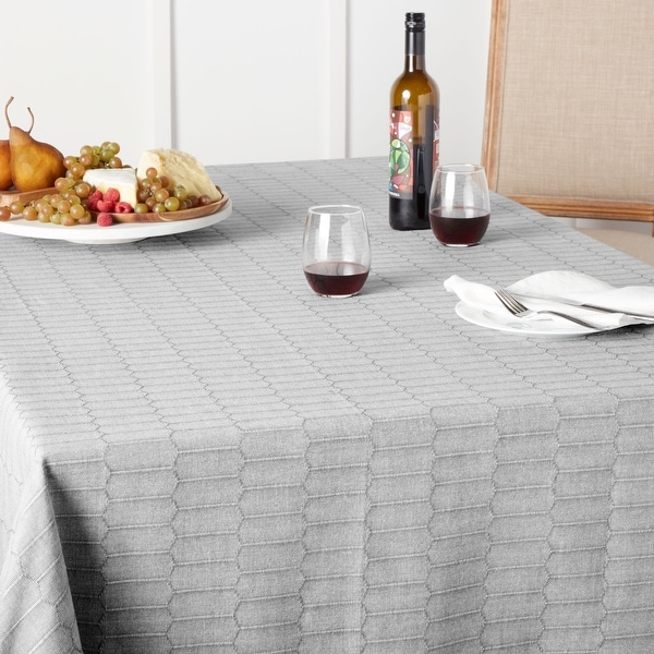 https://ak1.ostkcdn.com/images/products/is/images/direct/22404d1f2183da5c1d7a8755b5c6a8d6ea058e30/Martha-Stewat-Honeycomb-Fabric-Tablecloth.jpg