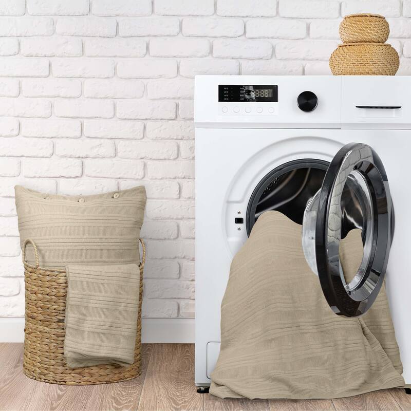 Vellux Malmo Blanket Set