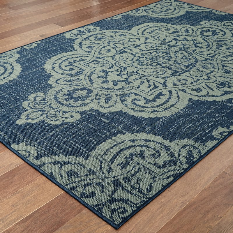 Style Haven Marianna Center Medallion Loop Pile Indoor Outdoor Rug