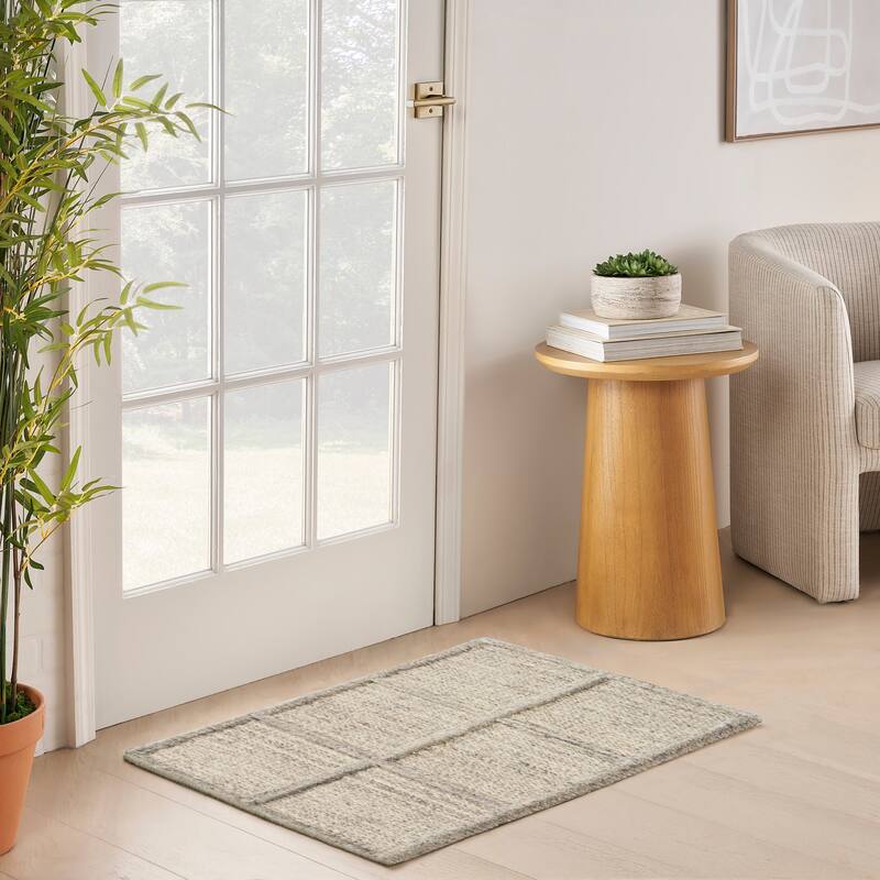 DKNY Pure Framework Indoor only Geometric Area Rug - Silver - 2' x 3'