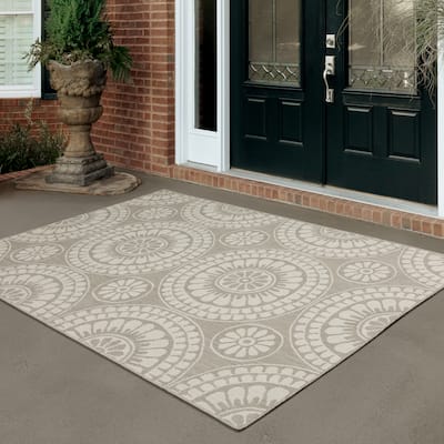 Vista Home Palmetto Floral Medallion Indoor/ Outdoor Area Rug
