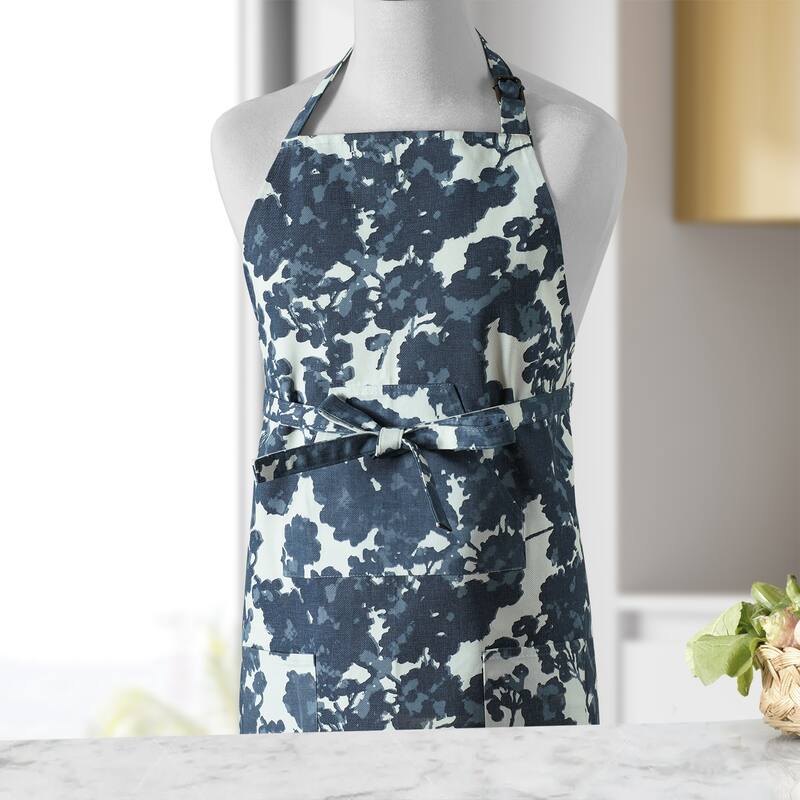 Exclusive Fabrics Fleur Printed Cotton Apron - 27 X 34