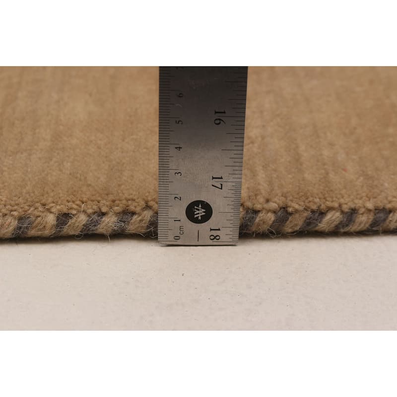 Kashkuli Gabbeh Khaki Rug 6'7" x 6'6" - 6'7 x 6'6