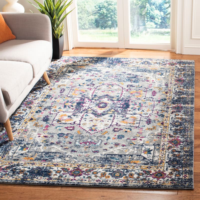 SAFAVIEH Evoke Spasenka Vintage Boho Medallion Rug - 6'7" x 9' - Grey/Navy