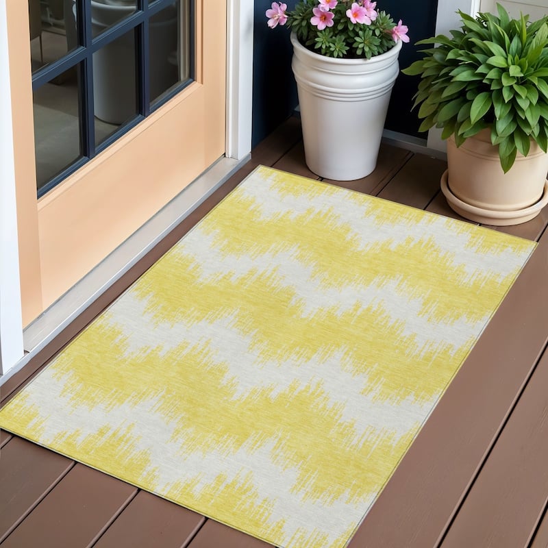 HomeRoots Chevron Transitional Rectangle Outdoor Rug - 3' x 5'
