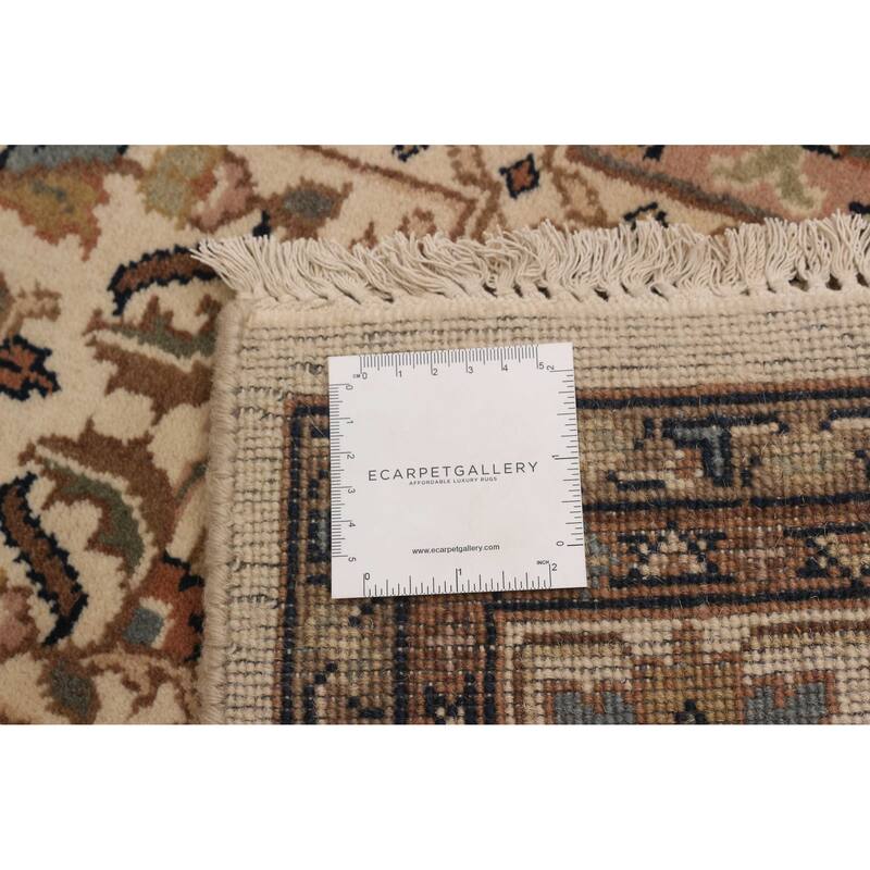 ECARPETGALLERY Hand-knotted Royal Sarough Cream Wool Rug - 5'5 x 7'10
