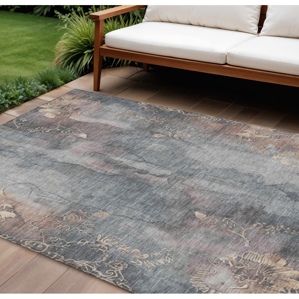 HomeRoots Floral Transitional Rectangle Outdoor Rug
