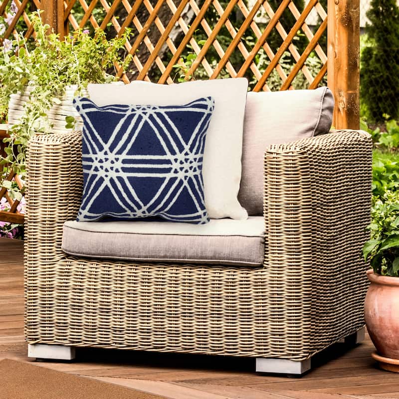 Liora Manne Frontporch Hex Indoor/Outdoor Pillow - Accent - 18" x 18" - Polyester - Navy